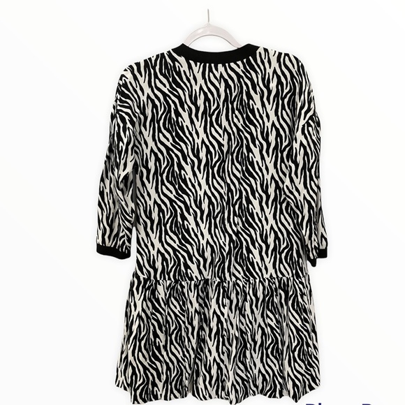 Zara, Black and White Zebra Printed dress, Mock Neck, Balloon/Bubble Dress XS - Picture 2 of 7